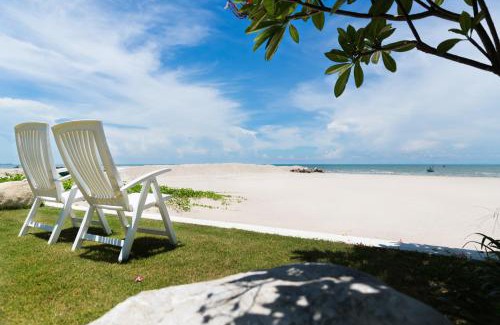 Puk Tian Resort | Ideal Retreat at Verano Beach Villa with Pool & Hot Tub