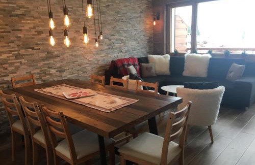 Verbier Apartment | Elegant Verbier Medran Retreat with Private Sauna & Hot Tub