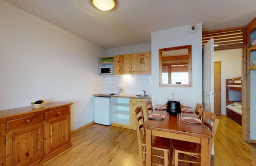 Chamrousse Apartment | Family-Friendly Vercors 2 Studio: Perfect for Mountain Getaways