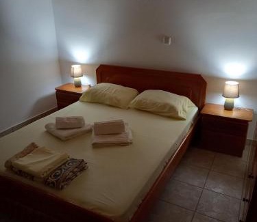 Marathias Apartment | Pet-Friendly Verde e Mare Apartments in Marathias - 9.7/10