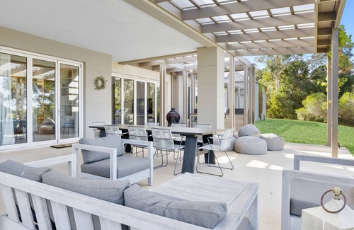 Flinders House | Relax at Verde Flinders Paradise: Family-Friendly Amenities