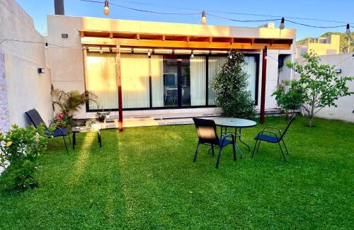 San Salvador de Jujuy House | Pet-Friendly Verde Limon Loft with a 9.6 Guest Rating