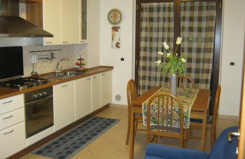 Tortoreto Apartment | Cozy Verde Mare: Family-Friendly Getaway by the Ocean