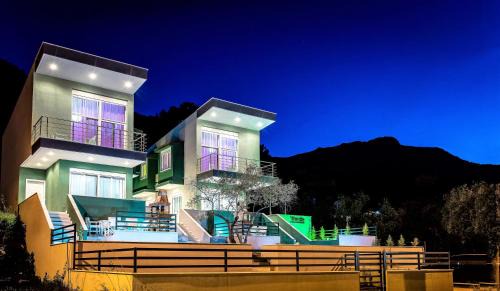 Chrisi Akti House | Inviting Verde Villas: Child-Friendly Retreat with 9.3 Rating