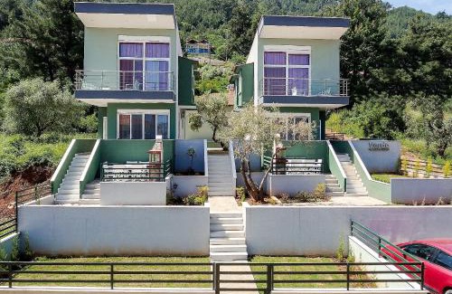 Chrisi Akti House | Inviting Verde Villas: Child-Friendly Retreat with 9.3 Rating