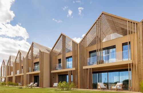 Altura Resort | Verdelago Resort: 5-Star Retreat with Private Beach & Pool