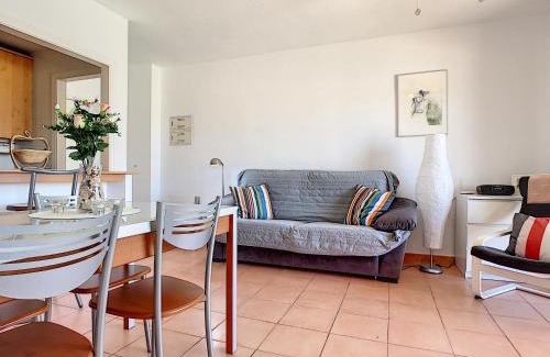 Playa Honda Apartment | Verdemar 2 - Oceanfront Retreat with Pool & Breakfast