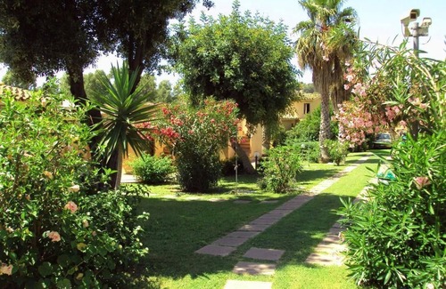 Villasimius House | Discover Verdemare Sardegna Due with Oceanfront Bliss