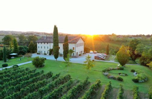 Albinea House | Exceptional Stay at Verdenoce Agriturismo B&B - 4 Stars