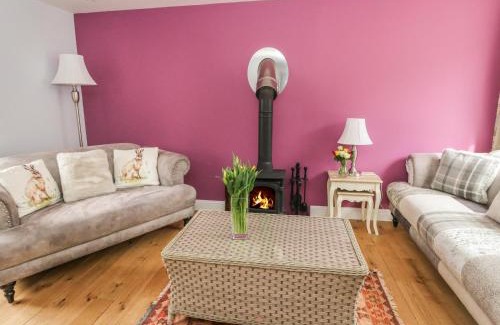 Strathtay House | Pet-Friendly Verdi Hotel: Rated 9/10 for Family Stays