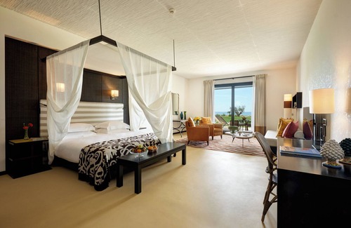Sciacca Hotel | Elegant Verdura Resort: 5-Star Retreat with Spa & Pool
