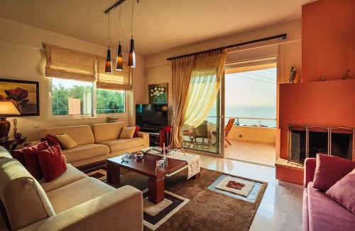 Mikri Mantineia House | Discover Verga Sunset Gem: Ilia Seaview Private Retreat