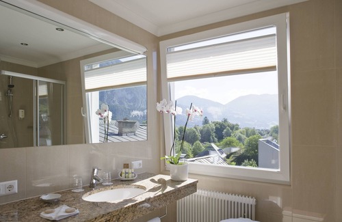 Lienz Hotel | Discover Vergeiner's Hotel Traube: 4-Star Retreat with Spa