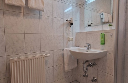 Bad Kohlgrub Apartment | Escape the Everyday at Ferienwohnung "sonneck"