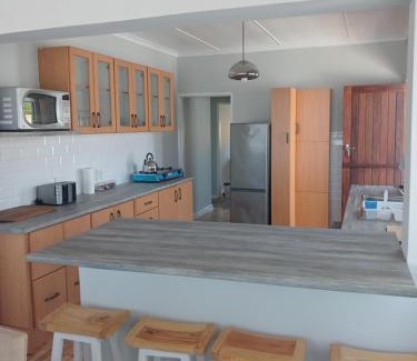 Franskraal Apartment | Discover Vergezicht Upper Unit: Your Ideal Retreat