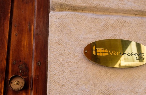 Verona City Centre Apartment | Experience Verincanto Suite in Vibrant Verona Downtown