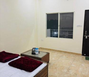 Allahabad Apartment | verma flat stay