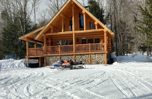 Whitingham Cabin | Unforgettable Vermont Lake Front Log Cabin Near Mt. Snow