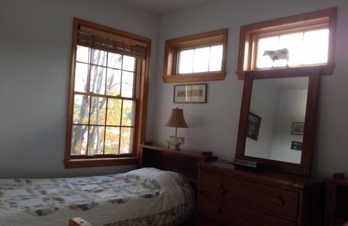 Wallingford Cabin | Unforgettable Vermont Lakefront Retreat with Pool and Breakfast