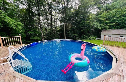 Pownal Villa | Discover Vermont Vacation Villa: Your Perfect Grapevine Getaway