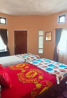Bajawa House | Discover Vernando Homestay: Pet-Friendly Comfort Awaits