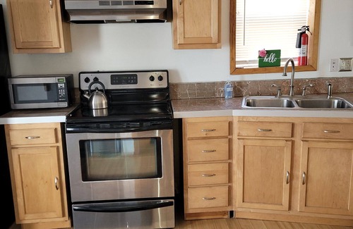 Verona Beach Cottage | Experience Verona Beach Lakeside Retreat with Ocean Views!