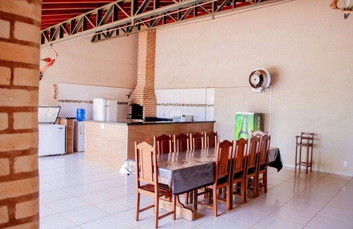 Olimpia House | Verona Farm Retreat: Spacious Stay Near the Park