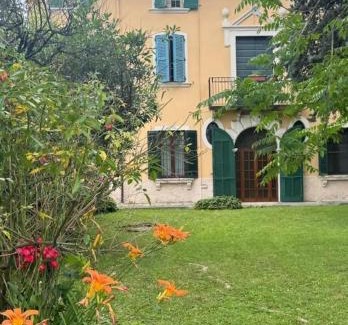 Ovest Apartment | VeronaVera Residenza VillaMarianna