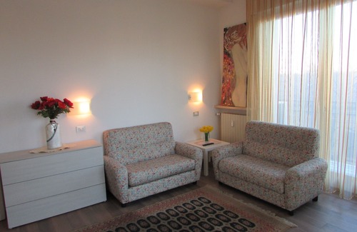 Cittadella Apartment | Discover the Comfort of VERONAVIEW Apartment with Pool & Spa