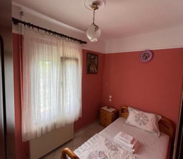 Sarakina House | Discover Veronika House Near Meteora - Family-Friendly Retreat