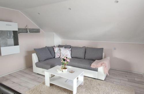 Celje Apartment | Tranquil Veronika's House: Family-Friendly Nature Retreat