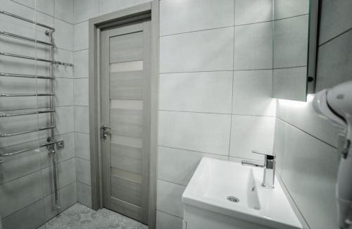 Polyana Apartment | Discover Veronika: Guest Rated 8.7/10 for Your Stay