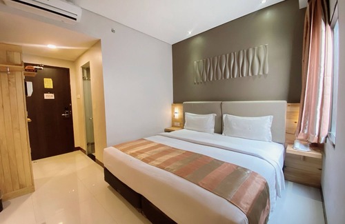 Gambir Hotel | Discover Verse Lite Hotel Pembangunan with Family-Friendly Amenities