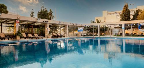 Kiryat HaLeom Hotel | Experience VERT Jerusalem by AFI Hotel with Oceanfront Bliss