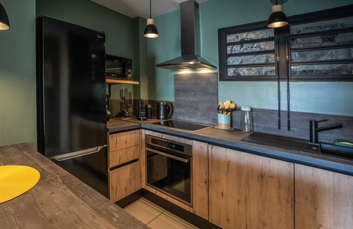 La Saline Les Bains Apartment | Vert Saline: Top-Rated T2 with Pool and Family-Friendly Perks
