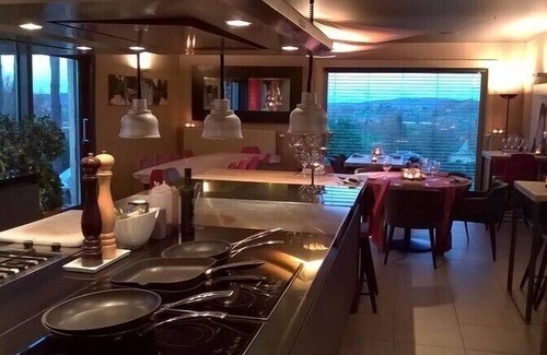 Frasnes-Lez-Anvaing House | Relaxing Retreat at Vertes Feuilles with Spa & Dining