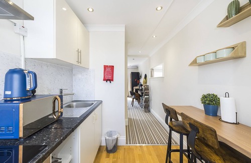 Angel House | Family-Friendly Stay at Verv Islington with Breakfast