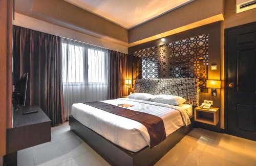 Suko Manunggal Apartment | Delightful Verwood Hotel with Pool & Child-Friendly Amenities