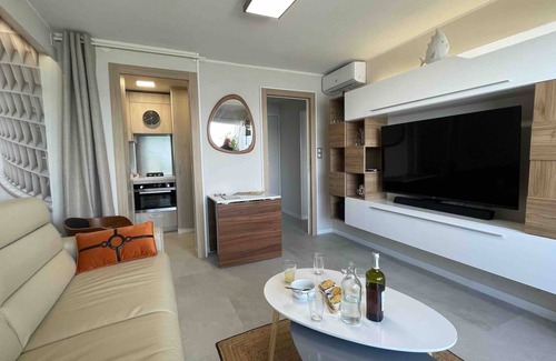 Palavas-les-Flots Apartment | Idyllic 3-Star Apartment with Ocean View & Spa Amenities
