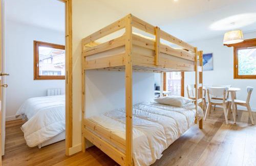 Le Praz Apartment | Bright Oasis with Balcony, Close to Slopes & Family-Friendly