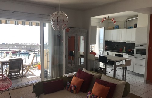 Sete Apartment | Bright F2 with Terrace and Panoramic Port Views