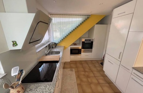 Inzlingen Apartment | Very bright top-floor apartment with 2 bedrooms