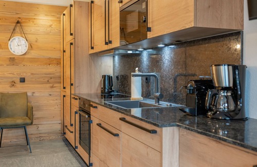 Uttendorf Apartment | Stylishly Furnished Haven with Spa & Pet-Friendly Comfort