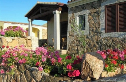 S'Iscala House | Cozy Apartment Steps from the Ocean with Family-Friendly Amenities