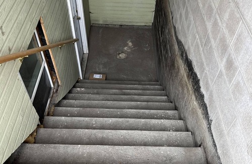 Butte Apartment | Cozy Uptown Studio Apartment - Guest Rated 10/10!