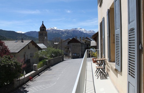 Faucon-de-Barcelonnette Apartment | Cozy T3 Apartment in Barcelonnette - Guest Rated 9.8/10