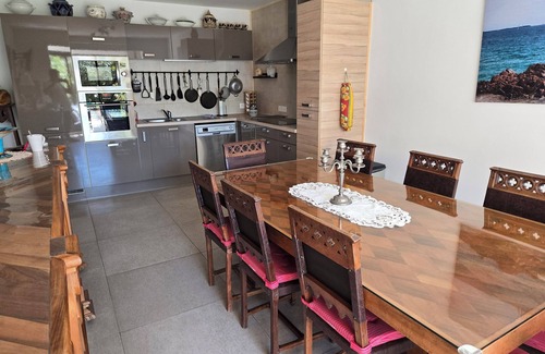 Cannes La Bocca Apartment | Cozy Retreat 100 M. from the Beach with Ocean Views