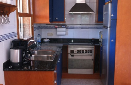 Manacor House | Tranquil Beachside Apartment with Ocean View and Pool