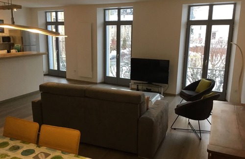 La Bourboule Apartment | Ideal Central Apartment with Lake View - Rated 9.8/10