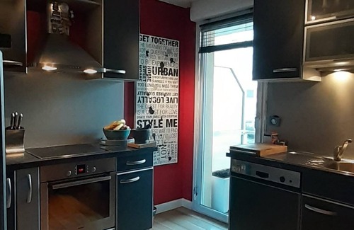 Annemasse Apartment | Stylish Downtown Apartment Near Parc Olympe de Gouges